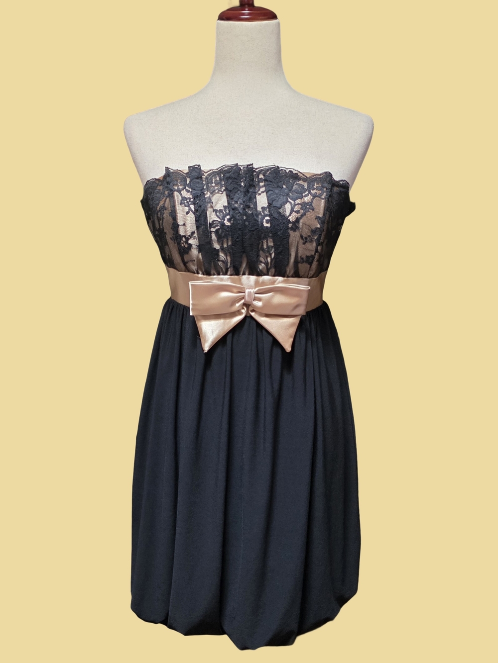 VTG Jessica McClintock Gunne Sax Gold & Black Lace Bubble Hem Strapless Dress